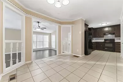 2709 Hawk Drive NE, Marietta, GA 30066 - Photo 8