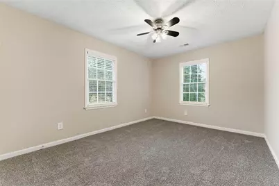 2709 Hawk Drive NE, Marietta, GA 30066 - Photo 10