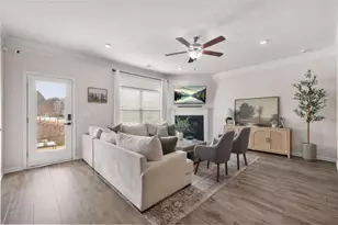 1130 Fuzz St, Lawrenceville, GA 30046 - Photo 6