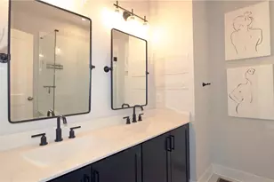 151 Chestnut Cir, Atlanta, GA 30342 - Photo 20