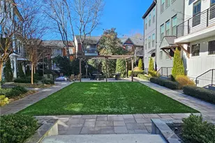 151 Chestnut Cir, Atlanta, GA 30342 - Photo 32