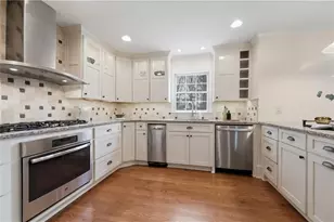 4104 Westchester Crossing NE, Roswell, GA 30075 - Photo 14