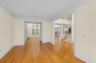12544 Darvish Ln, Alpharetta, GA 30005 - Photo 10