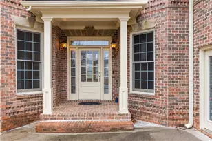 12544 Darvish Ln, Alpharetta, GA 30005 - Photo 4