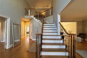 1120 Landings Overlook, Alpharetta, GA 30005 - Photo 8