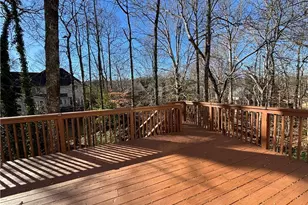 1120 Landings Overlook, Alpharetta, GA 30005 - Photo 16