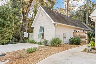 423 Palmetto St, Saint Simons, GA 31522 - Photo 26