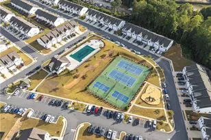 124 Auburn Woods Dr, Auburn, GA 30011 - Photo 6