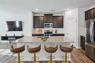 1300 Sweetbriar Cir, Atlanta, GA 30344 - Photo 14