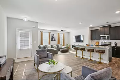1300 Sweetbriar Circle, Atlanta, GA 30344 - Photo 10