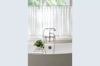 3000 Saint Annes Lane NW, Atlanta, GA 30327 - Photo 24