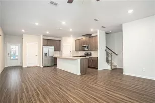 1695 Villageside Ct, Lawrenceville, GA 30043 - Photo 4