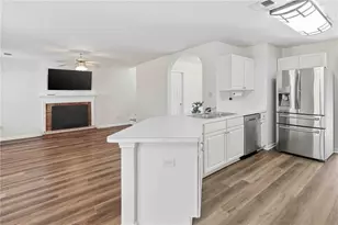 1356 Lamont Dr SW, Mableton, GA 30126 - Photo 16