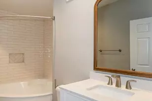 220 Renaissance Pkwy NE, Atlanta, GA 30308 - Photo 20