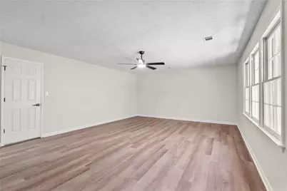 1559 Fieldgreen Overlook, Stone Mountain, GA 30088 - Photo 16