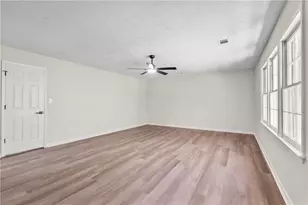 1559 Fieldgreen Overlook, Stone Mountain, GA 30088 - Photo 16