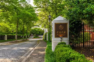 2828 Peachtree Rd NW, Atlanta, GA 30305 - Photo 30
