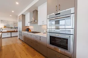 2425 Peachtree Rd NE, Atlanta, GA 30305 - Photo 8