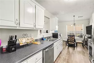 2305 Sugarleaf Trl, Hampton, GA 30228 - Photo 12