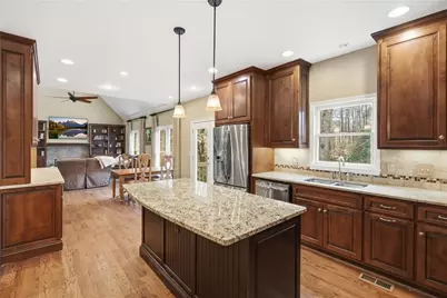 755 Amberton Close, Suwanee, GA 30024 - Photo 6