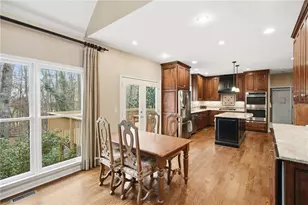 755 Amberton Close, Suwanee, GA 30024 - Photo 4