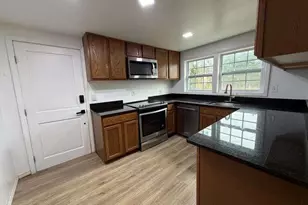 1252 Lawrenceville-Suwanee Rd, Lawrenceville, GA 30043 - Photo 34