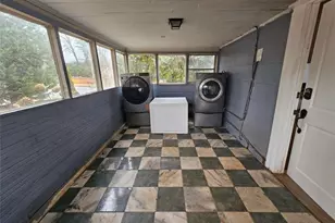 1252 Lawrenceville-Suwanee Rd, Lawrenceville, GA 30043 - Photo 20