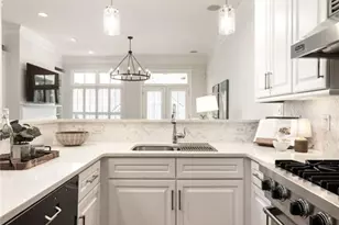 841 Inman Vlg Pkwy NE, Atlanta, GA 30307 - Photo 10