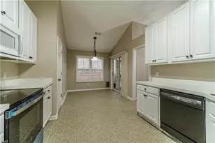 3970 Piper Glen Dr, Buford, GA 30519 - Photo 20