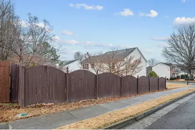 1975 Chattahoochee Drive, Duluth, GA 30097 - Photo 40