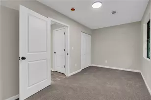 8949 Raven Dr, Jonesboro, GA 30238 - Photo 24