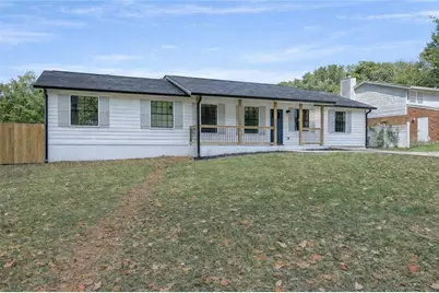 8949 Raven Drive, Jonesboro, GA 30238 - Photo 2