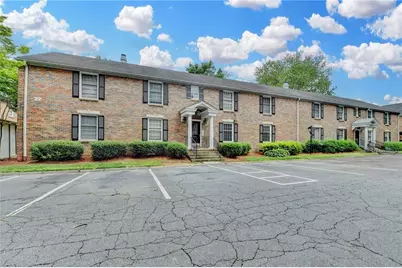 6700 Roswell Road #22B, Atlanta, GA 30328 - Photo 2
