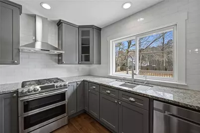 2909 Brett Circle NW, Acworth, GA 30101 - Photo 12