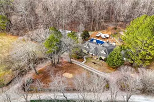 1010 Little River Way, Alpharetta, GA 30004 - Photo 2