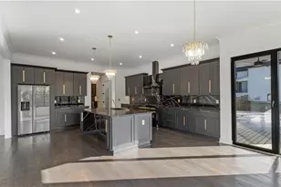 208 Indian Hills Trail, Marietta, GA 30068 - Photo 10