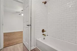 2047 McPherson Dr, East Point, GA 30344 - Photo 16