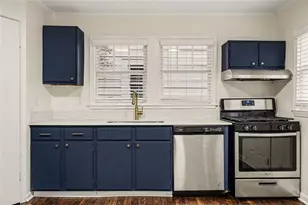 2047 McPherson Dr, East Point, GA 30344 - Photo 10