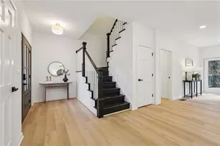 110 Vistacrest Way, Roswell, GA 30075 - Photo 2