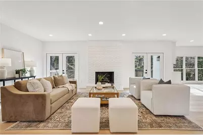 110 Vistacrest Way, Roswell, GA 30075 - Photo 4