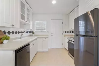 885 Briarcliff Road #10, Atlanta, GA 30306 - Photo 8