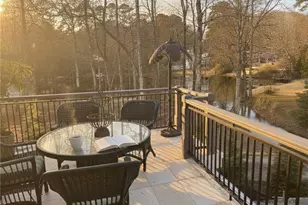 4039 Tall Pine Dr, Marietta, GA 30062 - Photo 2