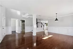 1328 Avington Glen Dr, Lawrenceville, GA 30045 - Photo 4