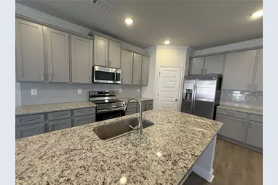 7327 Rocklin Lane, Flowery Branch, GA 30542 - Photo 8