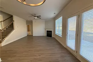 7327 Rocklin Ln, Flowery Branch, GA 30542 - Photo 10