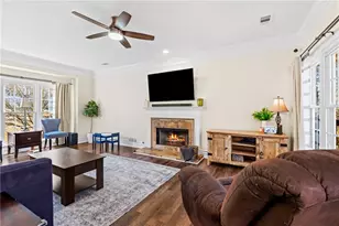 3095 Ivey Oaks Ln, Roswell, GA 30076 - Photo 6