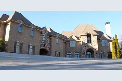 453 Londonberry Road, Atlanta, GA 30327 - Photo 2