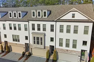 419 Bishop Ln, Woodstock, GA 30188 - Photo 2