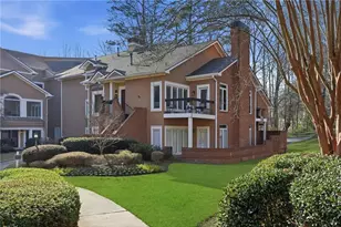 5264 Brooke Ridge Dr, Dunwoody, GA 30338 - Photo 2