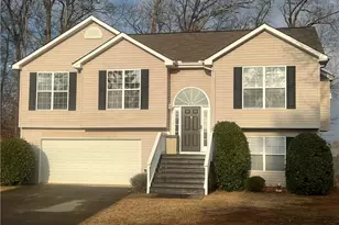 97 Kensington Ct, Commerce, GA 30529 - Photo 1